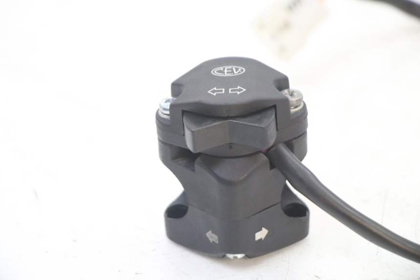 photo de LEFT SWITCH DERBI SENDA SM DRD X-TREME 50 (2011 - 2017)