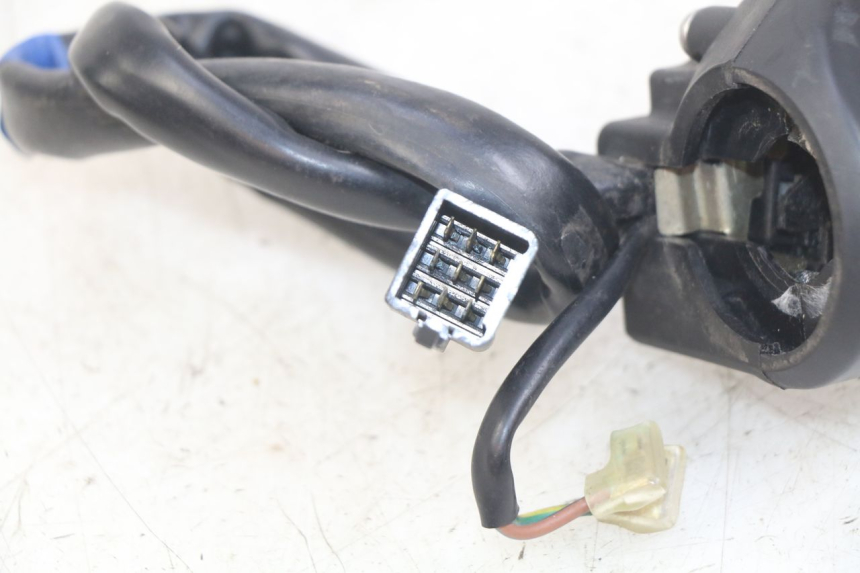 photo de LEFT HANDLEBAR SWITCH KYMCO DOWNTOWN ABS 125 (2015 - 2017)