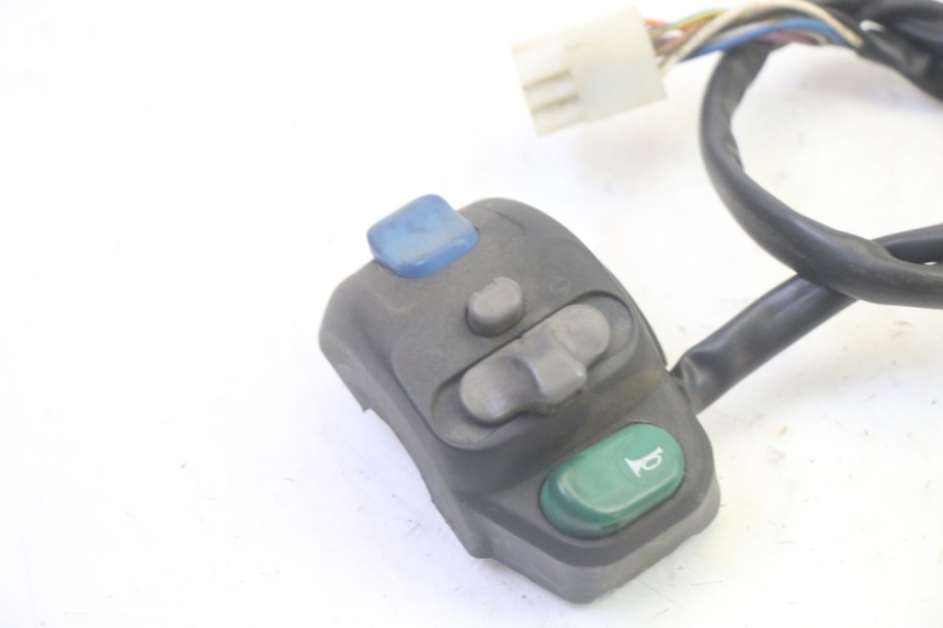 photo de LEFT HANDLEBAR SWITCH PEUGEOT ELYSEO 125 (1999 - 2004) - Component detail