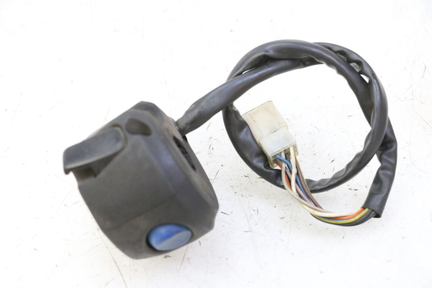 photo de LEFT HANDLEBAR SWITCH PEUGEOT ELYSTAR 50 (2002 - 2014)