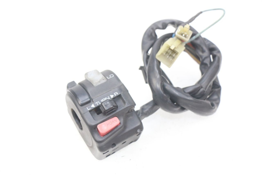 photo de LEFT HANDLEBAR SWITCH YAMAHA FJ 3CX 1200 (1986 - 1996)