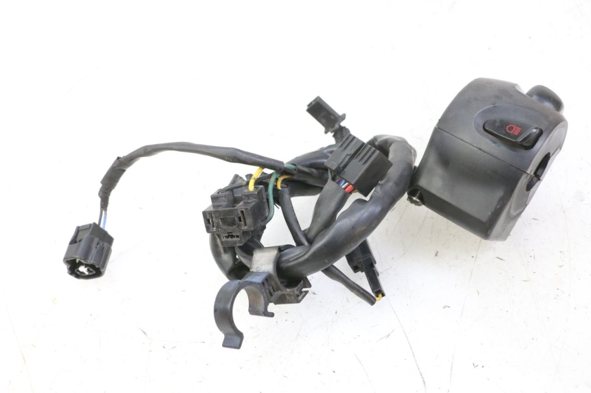 photo de LEFT SWITCH YAMAHA FZ6 N FAZER 600 (2004 - 2006)