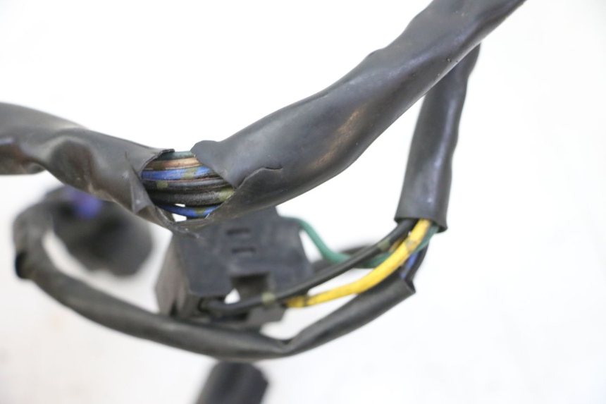 photo de LEFT SWITCH YAMAHA FZ6 N FAZER 600 (2004 - 2006)