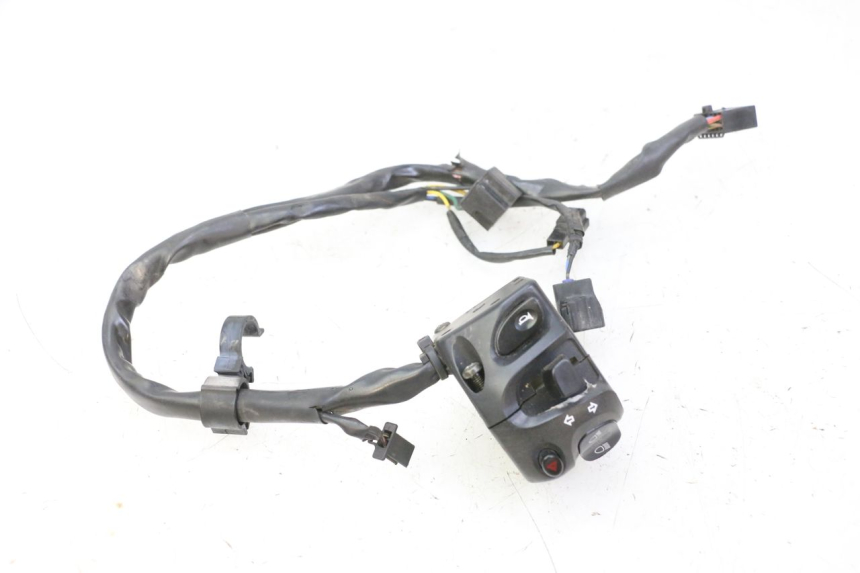 photo de LEFT SWITCH YAMAHA FZ6 N FAZER 600 (2004 - 2006)