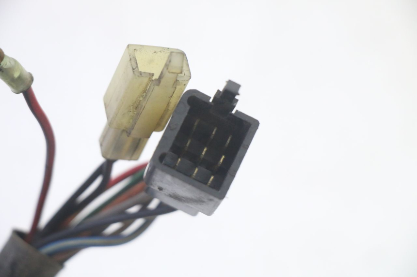 photo de LEFT SWITCH KAWASAKI GPZ RX 1000 (1986 - 1988) - Distinctive features