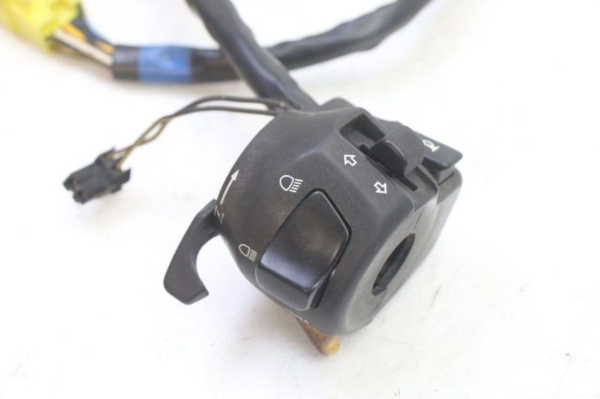 photo de LEFT SWITCH SUZUKI GS GSE 500 (2001 - 2003)