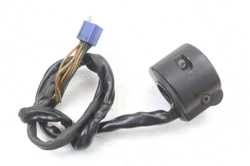 photo de LEFT SWITCH SUZUKI GSX E 250 (1982 - 1983)