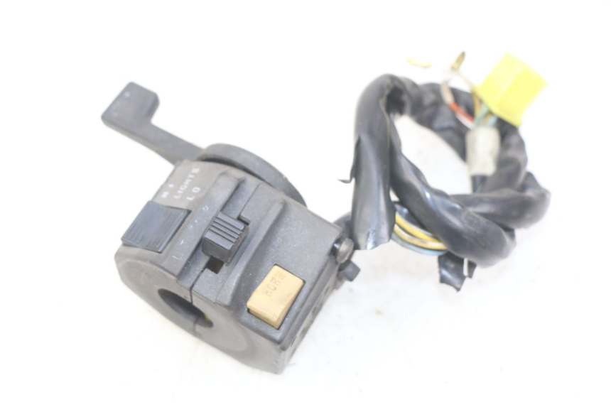 photo de LEFT HANDLEBAR SWITCH SUZUKI GSX-F GSX  F 1100 (1988 - 1994)