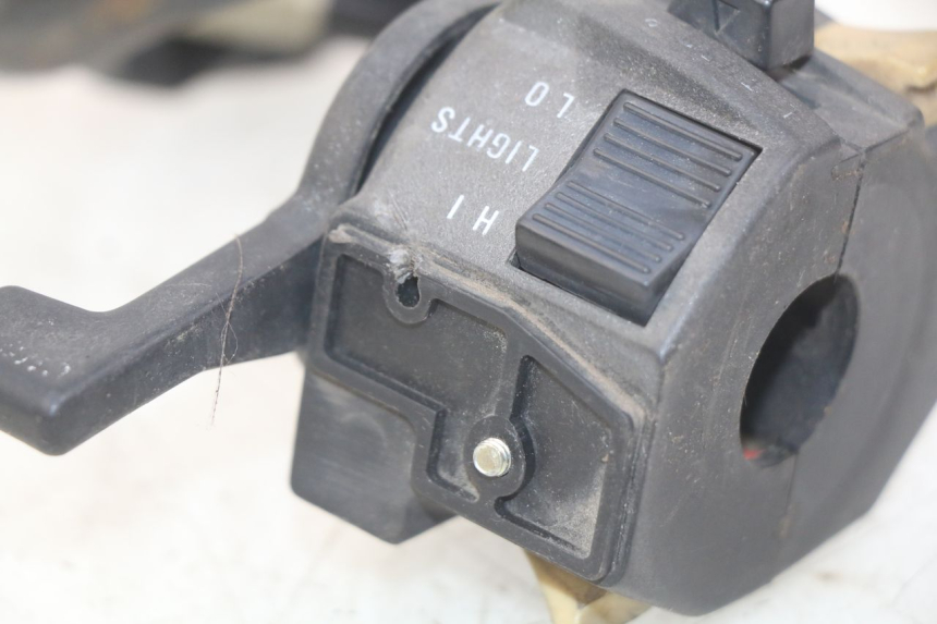 photo de LEFT HANDLEBAR SWITCH SUZUKI GSX-F GSX  F 1100 (1988 - 1994)