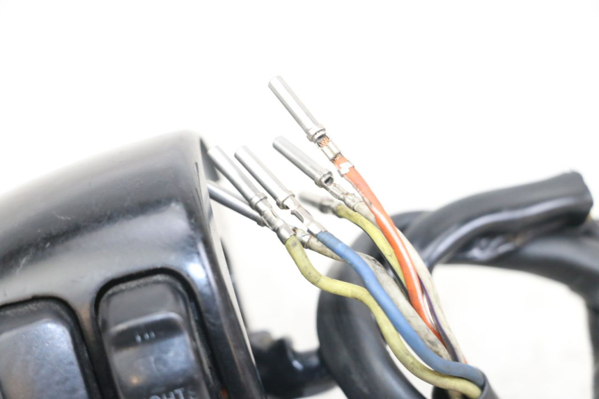 photo de LEFT SWITCH HARLEY DAVIDSON SPORTSTER XL CUSTOM 1200 (2003 - 2004)