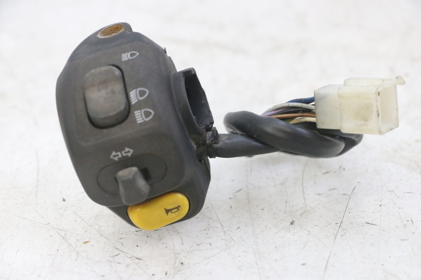 photo de LEFT SWITCH PEUGEOT JET FORCE CARBU 50 (2003 - 2016)