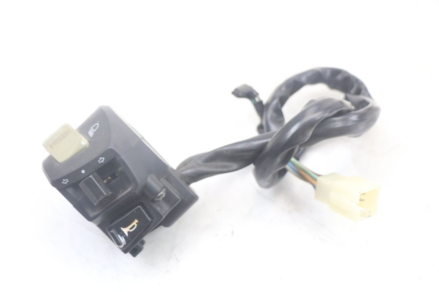 photo de LEFT HANDLEBAR SWITCH JONWAY AZTRAL 125 (2008 - 2017)