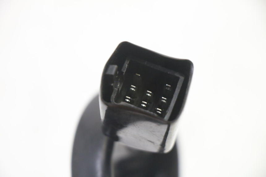 photo de LEFT HANDLEBAR SWITCH PEUGEOT KISBEE 4T 50 (2018 - 2022)