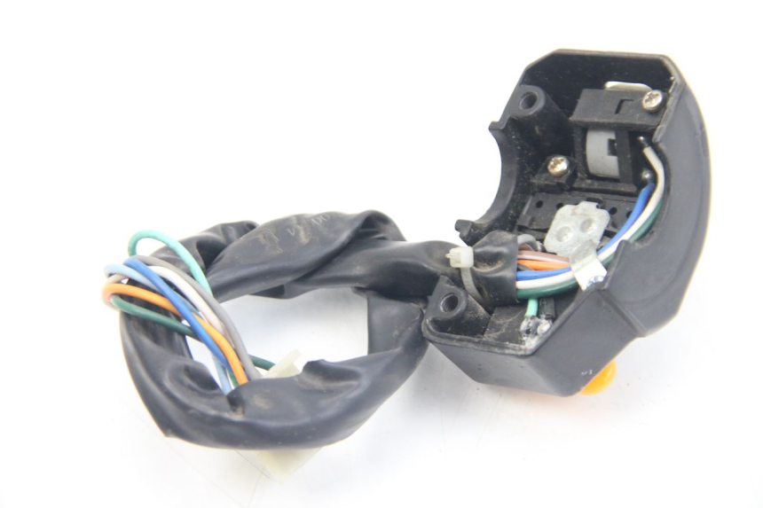 photo de LEFT SWITCH VENESI LOWIGI RETRO JJ50QT-3 50 (2020 - 2022)
