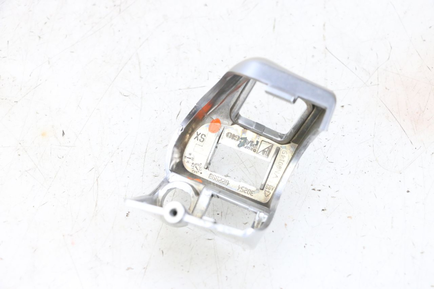 photo de LEFT SWITCH PIAGGIO MP3 HPE 300 (2019 - 2026) - Alternative perspective