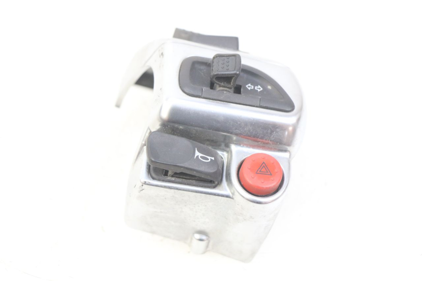 photo de LEFT HANDLEBAR SWITCH PIAGGIO MP3 125 (2006 - 2014)