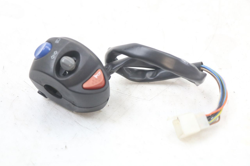 photo de LEFT HANDLEBAR SWITCH PEUGEOT ELYSTAR 50 (2002 - 2014)