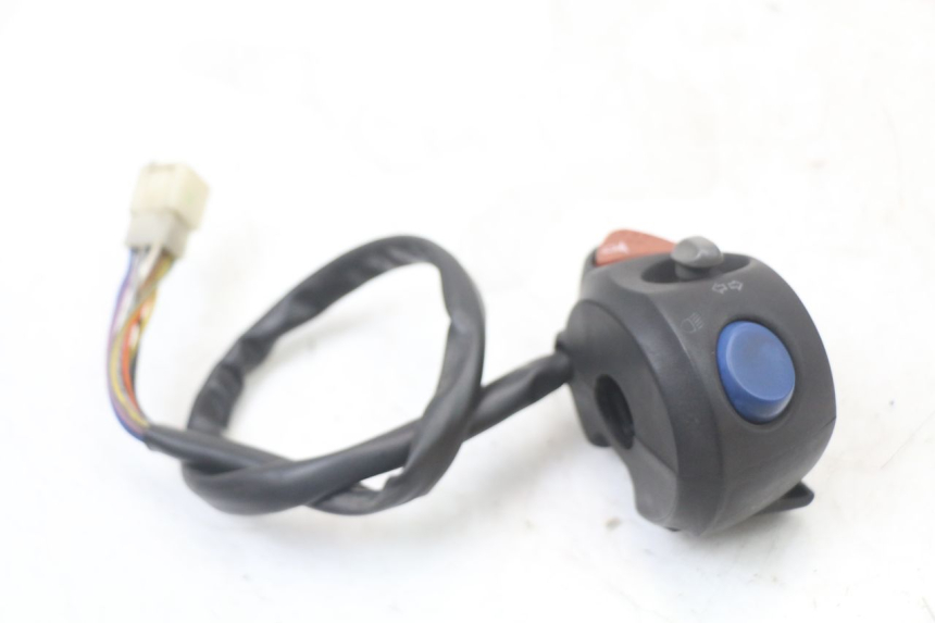 photo de LEFT HANDLEBAR SWITCH PEUGEOT ELYSTAR 50 (2002 - 2014)