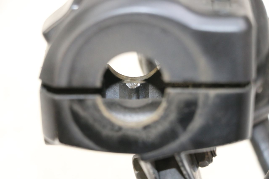 photo de LEFT HANDLEBAR SWITCH PEUGEOT KISBEE 4T 50 (2018 - 2022)