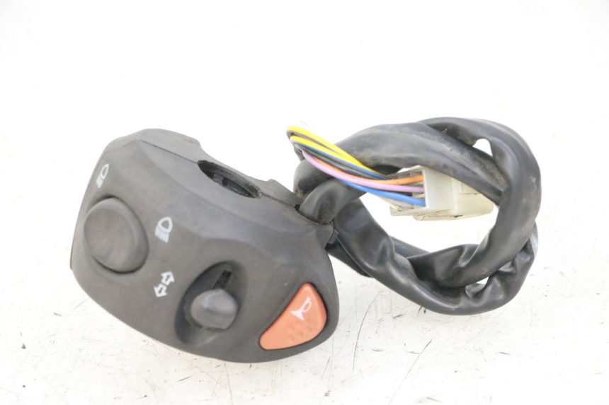 photo de LEFT SWITCH PEUGEOT SATELIS 125 (2013 - 2018)