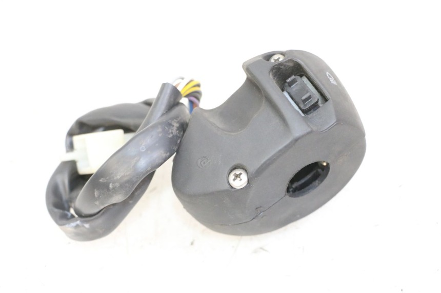 photo de LEFT SWITCH PEUGEOT SATELIS 125 (2013 - 2018)