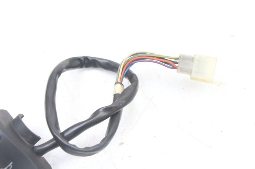 photo de LEFT SWITCH PEUGEOT TREKKER TKR 50 (2005 - 2014)