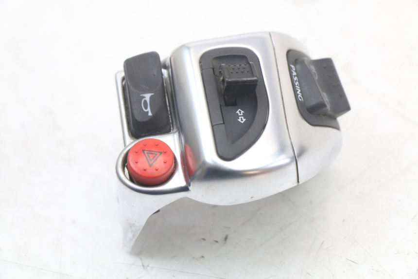 photo de LEFT SWITCH PIAGGIO MP3 HPE 350 (2018 - 2020)