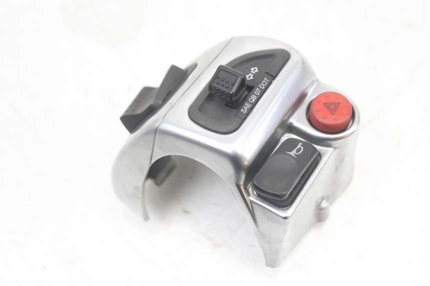 photo de LEFT HANDLEBAR SWITCH PIAGGIO MP3 LT 400 (2007 - 2012)