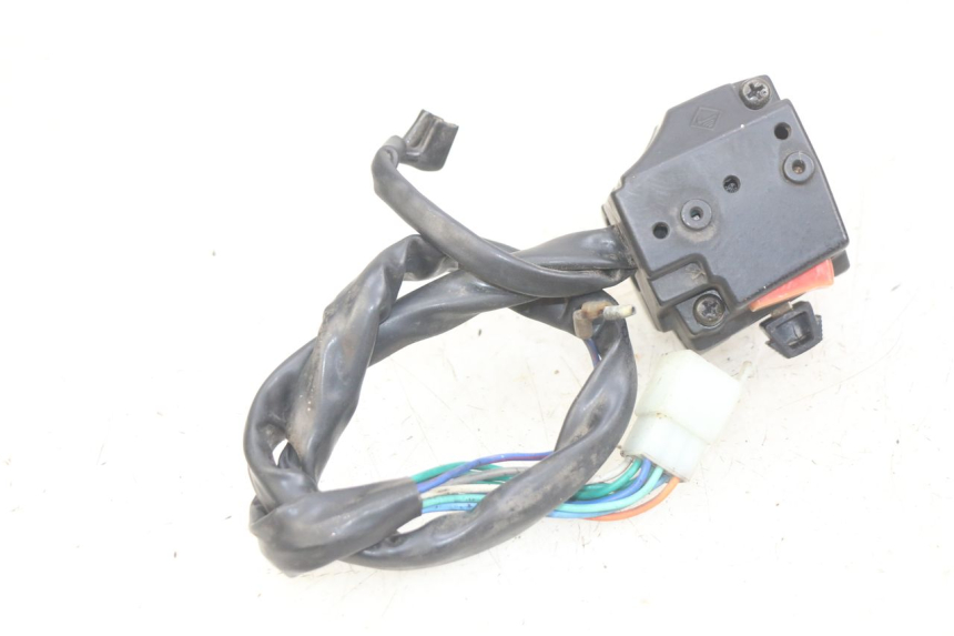 photo de LEFT HANDLEBAR SWITCH YAMASAKI RAPTOR 50 (2013 - 2018)