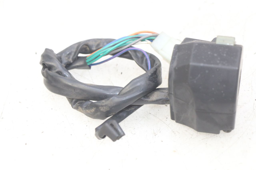 photo de LEFT HANDLEBAR SWITCH YAMASAKI RAPTOR 50 (2013 - 2018)