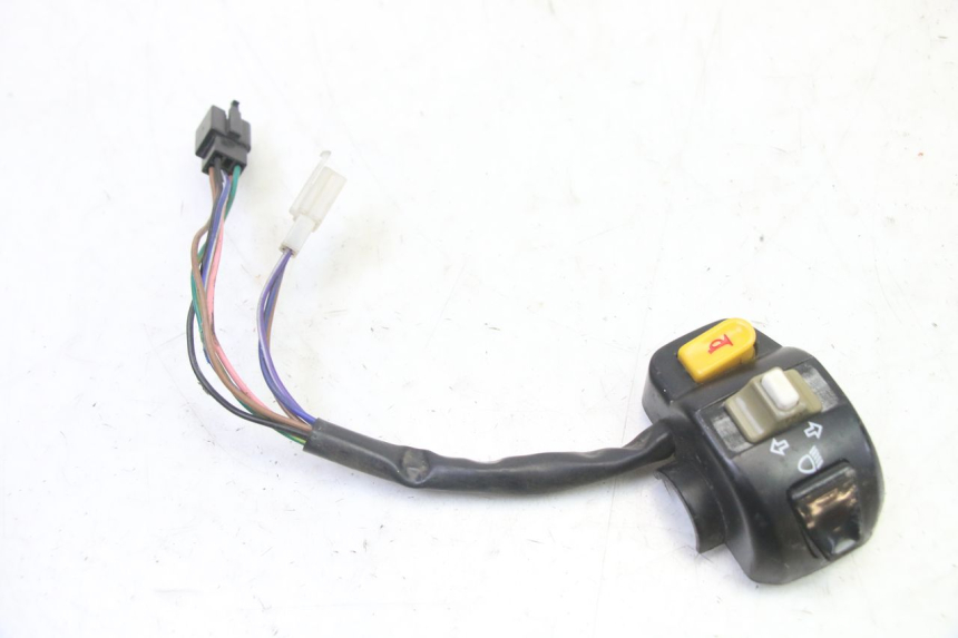photo de LEFT SWITCH PGO RODOSHOW 2T 50 (2003 - 2007)