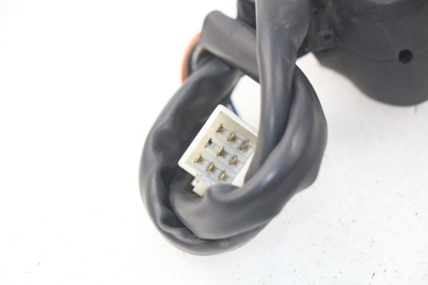photo de LEFT SWITCH PEUGEOT SATELIS 300 (2012 - 2015)