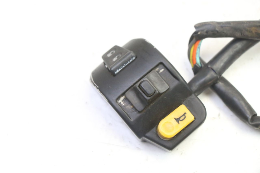 photo de LEFT SWITCH PEUGEOT SPEEDFIGHT 3 AIR 50 (2009 - 2015)