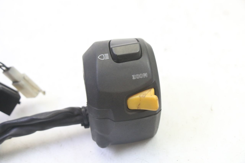 photo de LEFT SWITCH APRILIA SR R 2T LC 50 (2018 - 2021)