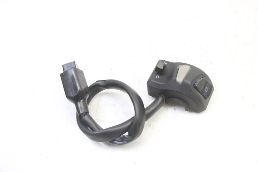 photo de LEFT SWITCH PEUGEOT STREETZONE I NAKED 2T 50 (2018 - 2020)