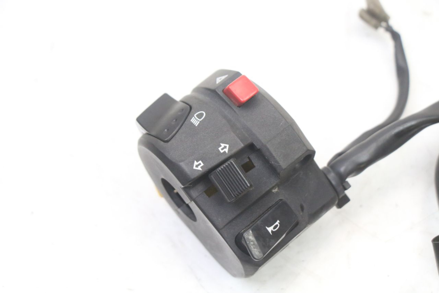 photo de LEFT SWITCH SUZUKI GSX F GSXF 650 (2007 - 2015)