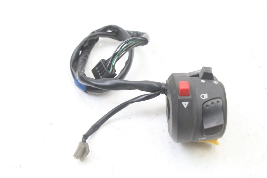 photo de LEFT SWITCH SUZUKI GSX F GSXF 650 (2007 - 2015)