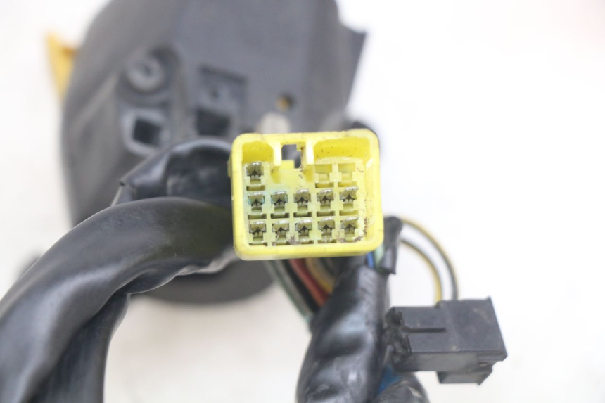 photo de LEFT HANDLEBAR SWITCH SUZUKI SV N 650 (1999 - 2002)