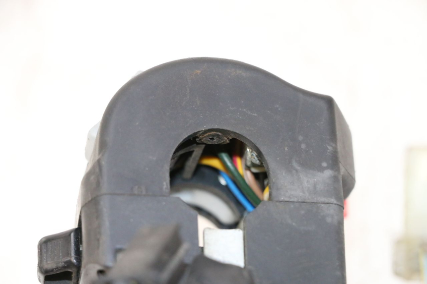 photo de LEFT HANDLEBAR SWITCH YAMAHA TDM ABS 900 (2002 - 2014)