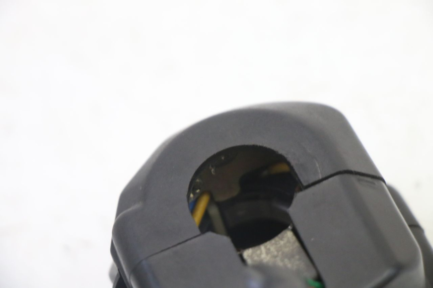 photo de LEFT SWITCH YAMAHA TDR DELTABOX 125 (1993 - 2003)