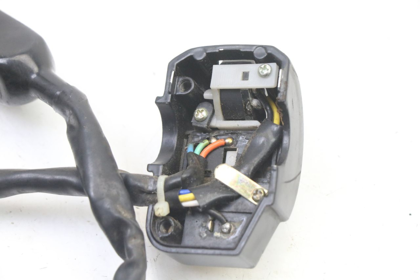 photo de LEFT HANDLEBAR SWITCH PEUGEOT VIVACITY NEW 2T 50 (2008 - 2017)