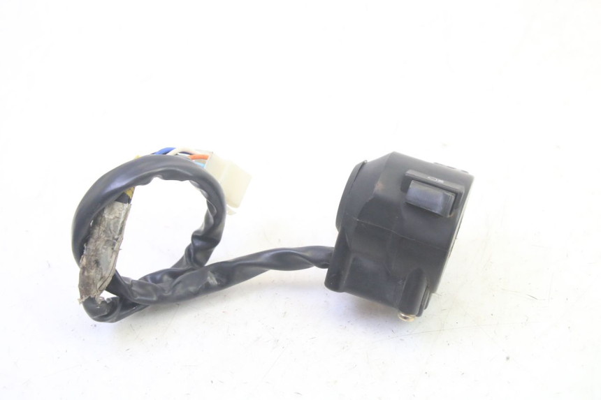 photo de LEFT HANDLEBAR SWITCH DAELIM VJ ROADWIN FI 125 (2008 - 2017) - Technical close-up