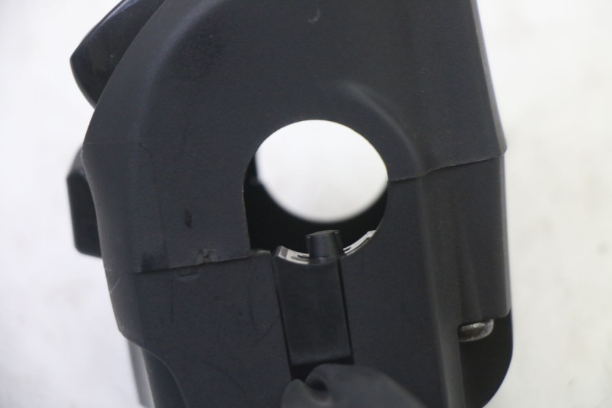 photo de LEFT SWITCH YAMAHA XMAX X-MAX 125 (2021 - 2025)