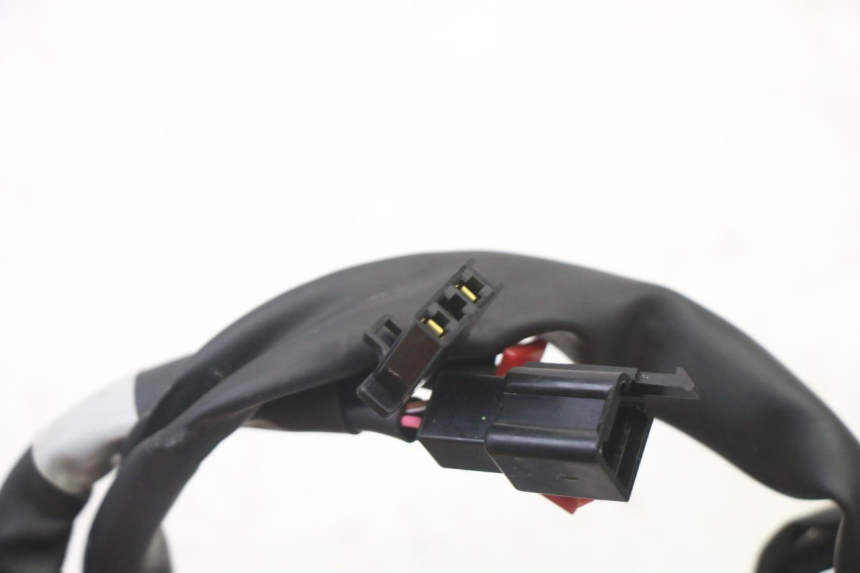 photo de LEFT SWITCH YAMAHA XMAX X-MAX 125 (2021 - 2025)