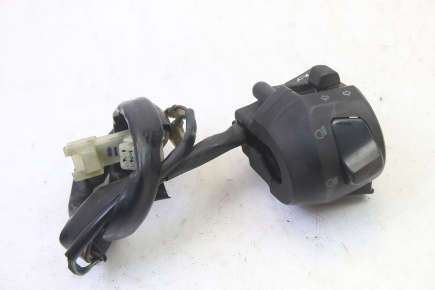 photo de LEFT HANDLEBAR SWITCH YAMAHA X-MAX XMAX 125 (2010 - 2014)