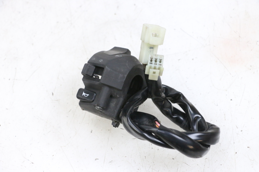 photo de LEFT HANDLEBAR SWITCH YAMAHA X-MAX XMAX 125 (2010 - 2014)