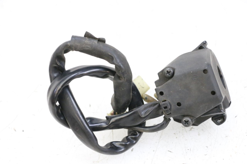photo de LEFT HANDLEBAR SWITCH YAMAHA X-MAX XMAX 125 (2010 - 2013) - Alternative perspective