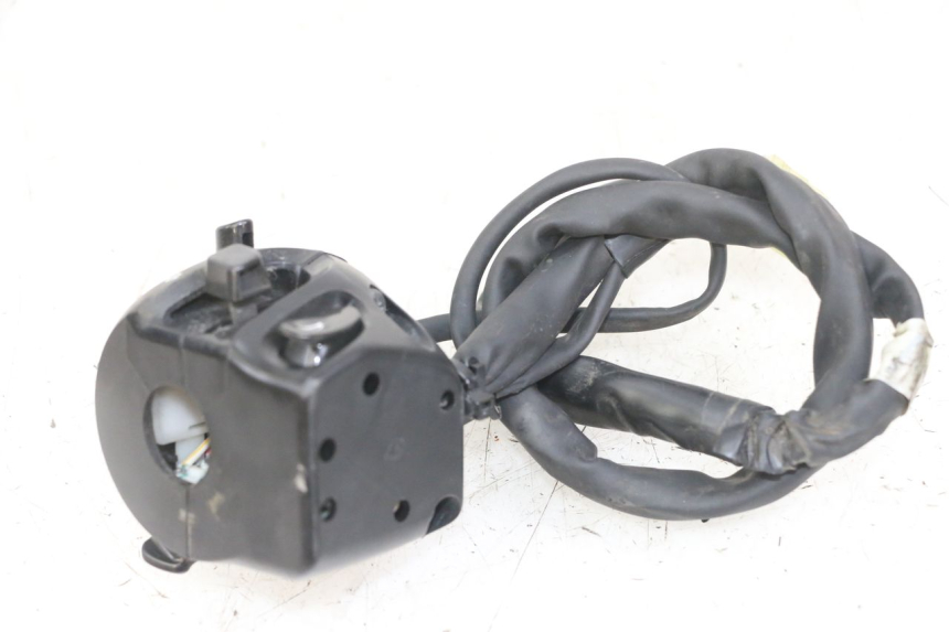 photo de LEFT SWITCH YAMAHA XJ6 ABS 600 (2008 - 2016)