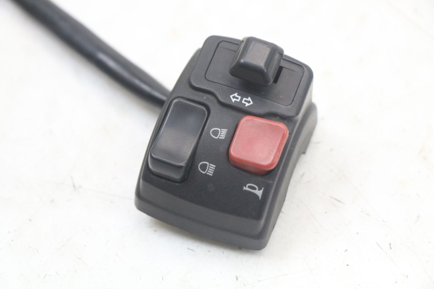 photo de LEFT SWITCH YAMAHA BW'S 50 (2004 - 2017)