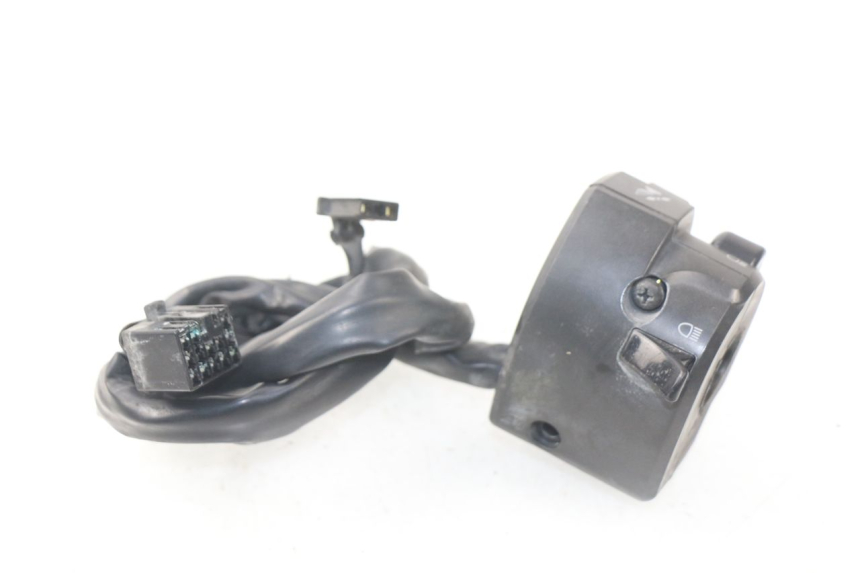 photo de LEFT HANDLEBAR SWITCH YAMAHA FJR ABS 1300 (2006 - 2012)